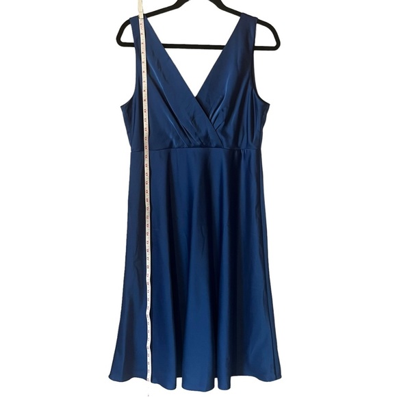 J. Crew Satin Fit and Flare Blue Surplice Neckline Dress Size 12 - Picture 6 of 8